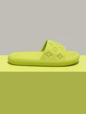 Minimal EVA Cloud Slides Soft Cushion Foam Slippers Lightweight Designer Sandals